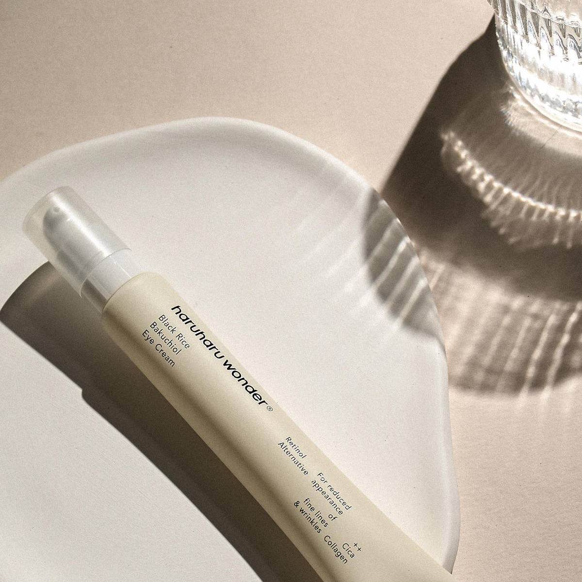 Koreanische Augenpflege: Augencreme, Eye Serum & Augenpads