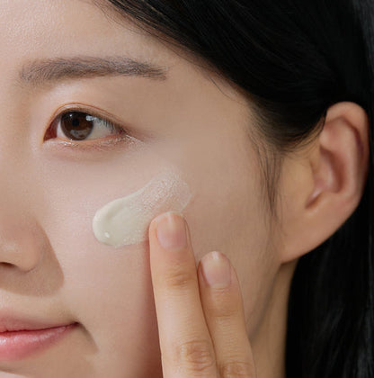 SKIN1004 Madagascar Centella Air-Fit Suncream Plus SPF50+ PA++++ - Korean Eden