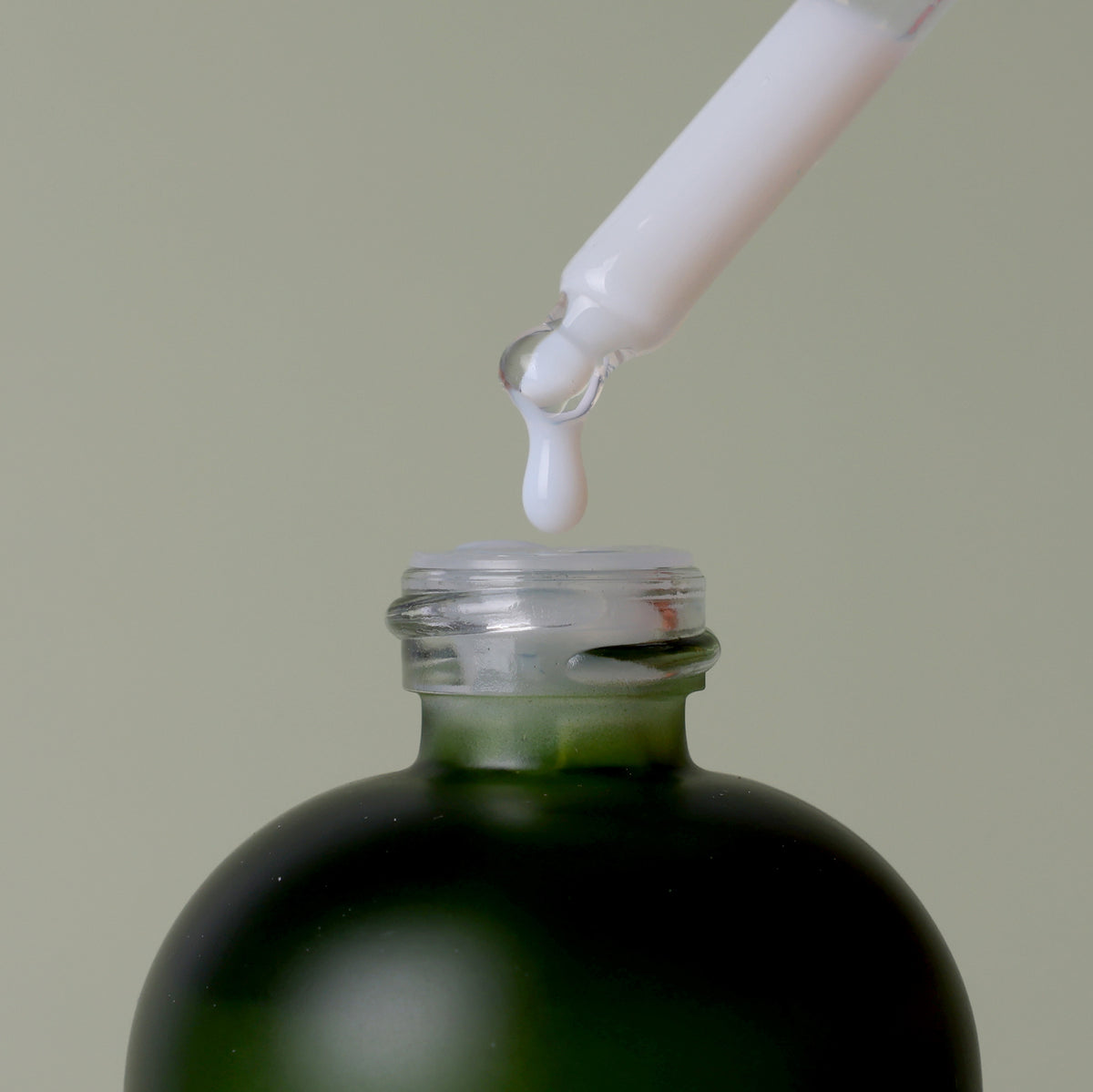DermaNique Dual Effect Pore Ampoule - Korean Eden